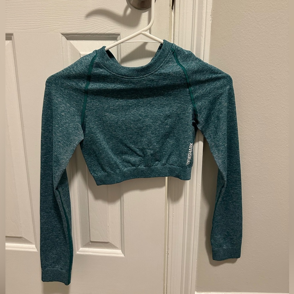 Gymshark cropped workout top | long sleeve